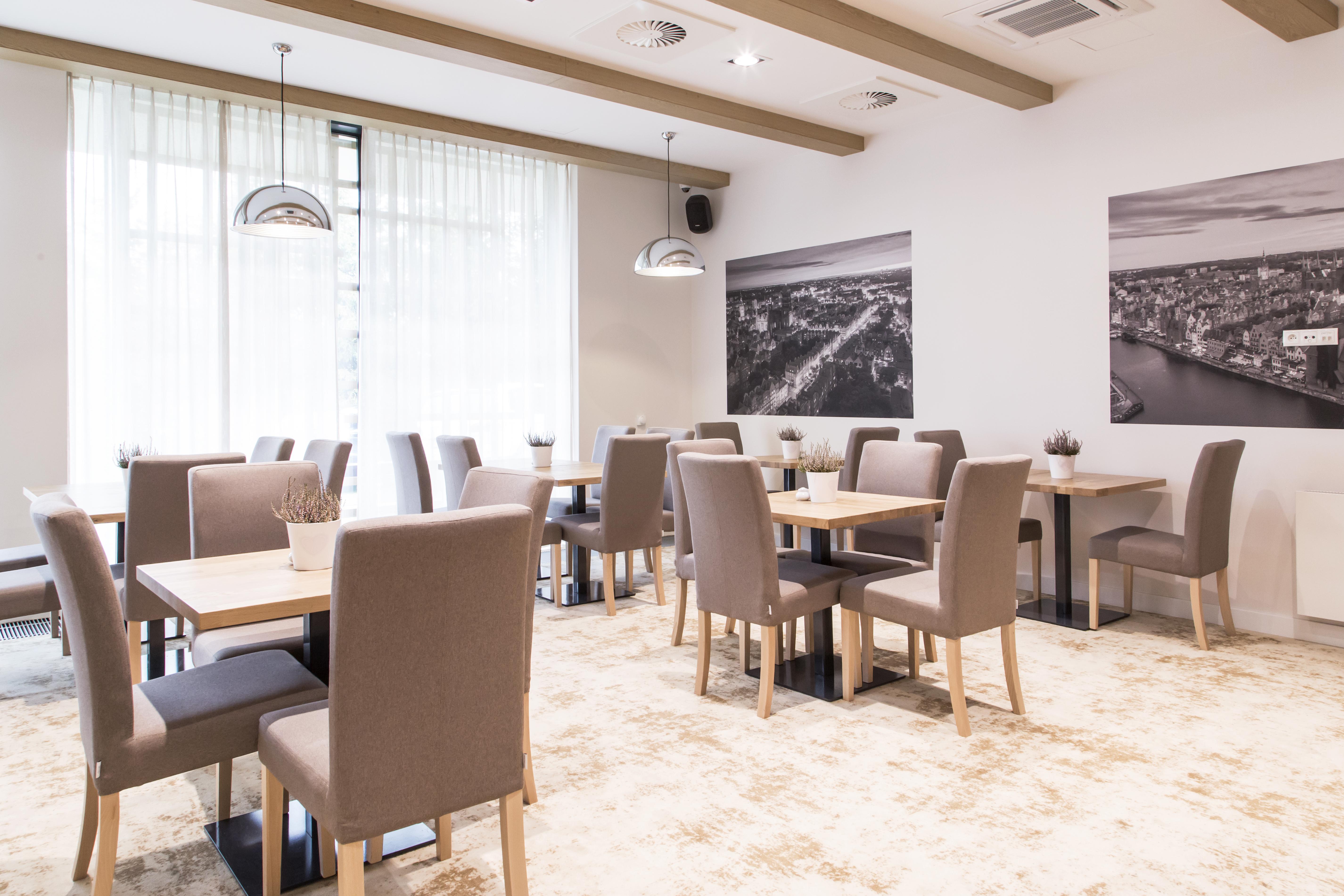 Hotel Platan غدانسك المظهر الخارجي الصورة