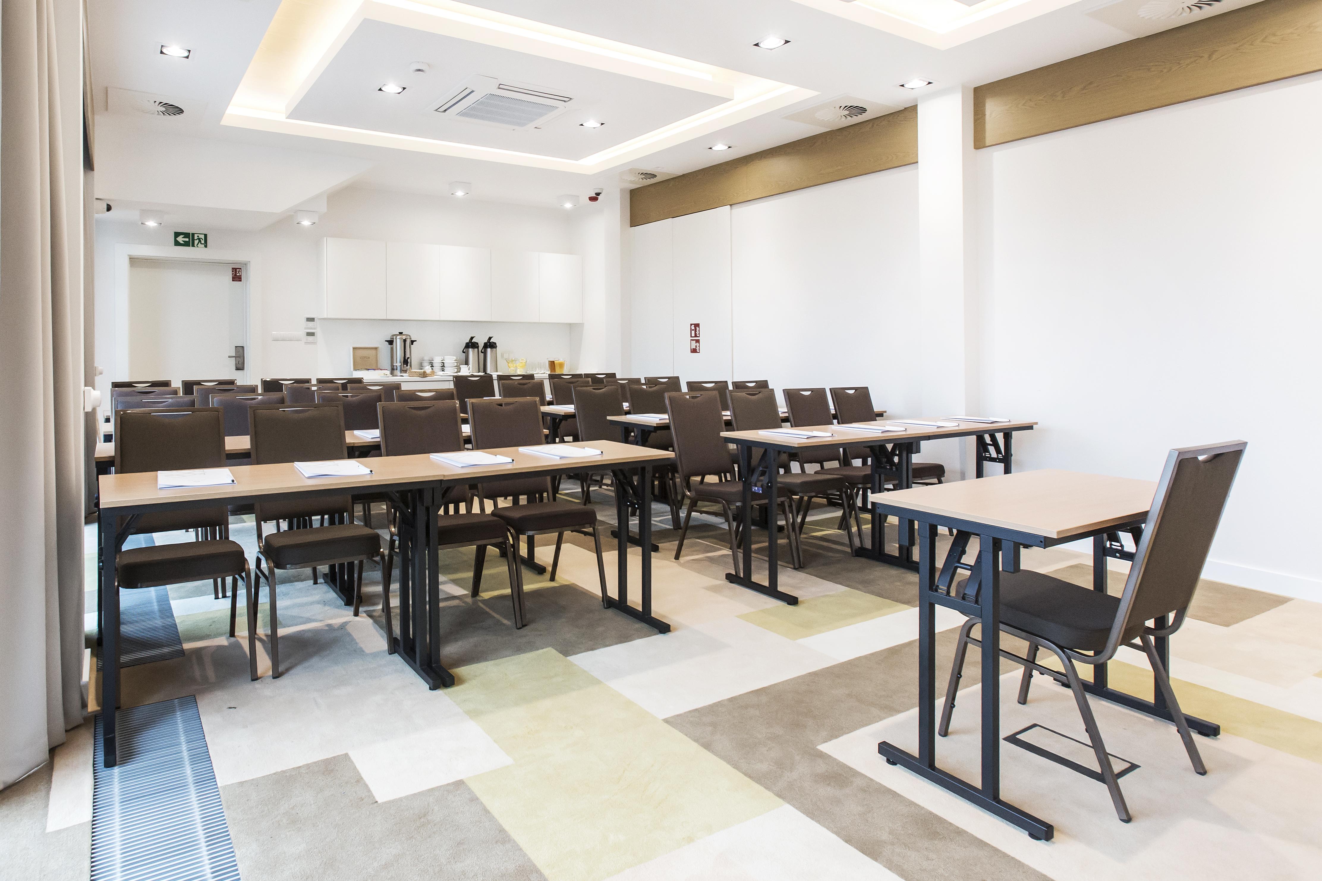 Hotel Platan غدانسك المظهر الخارجي الصورة